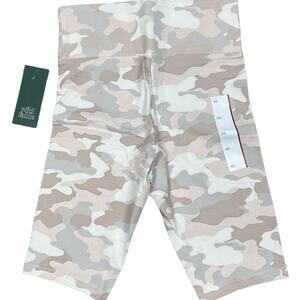 Wild Fable Women's White Camo High-Rise Bike Shorts- Size XS - NWT